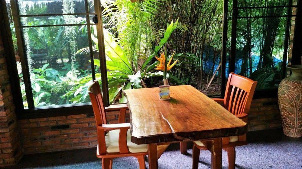 Khao Sok Riverside Cottage Khao Sok National Park Exterior foto